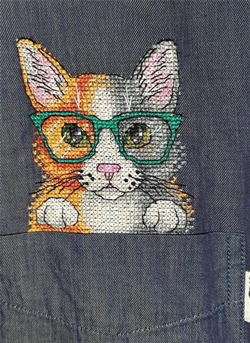 Cat Cross Stitch on Clothes kit B-247 / SV-247