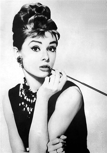 Audrey Hepburn WD132 7.9 x 11.8 inches