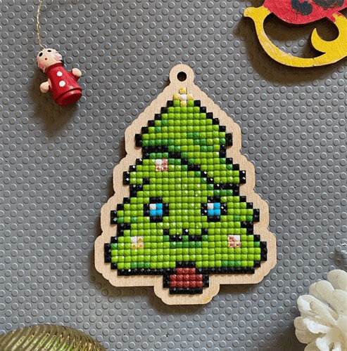 Christmas Tree WWP316 Diamond Painting on Plywood Kit