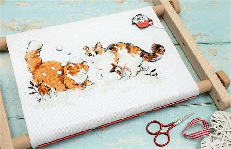 Winter Kitties Counted Cross Stitch Kit