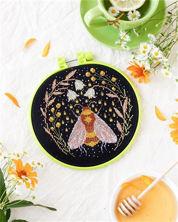 Sweet Nectar Cross Stitch Kit