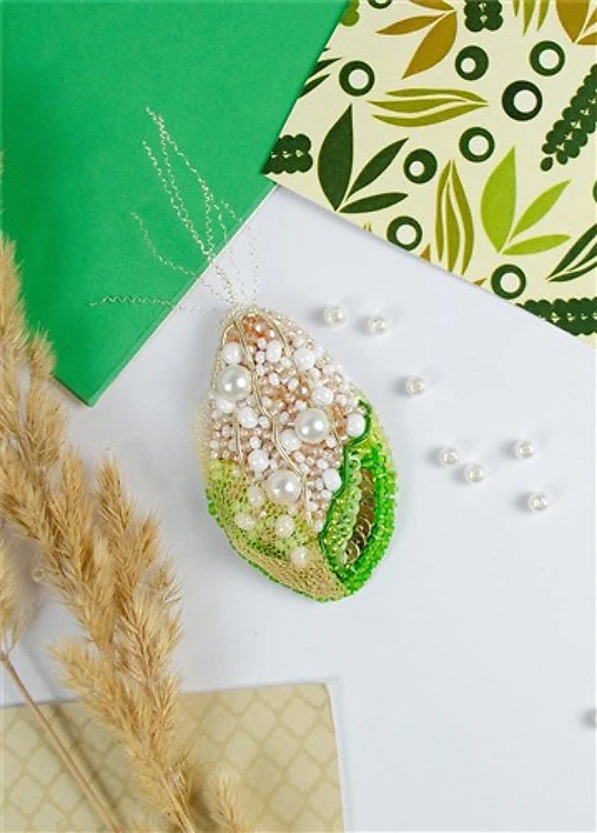 Corn Bead Brooch Embroidery Kit