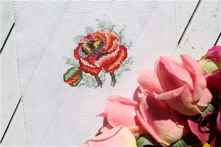 Poppy And Bumblebee Cross Stitch Kit
