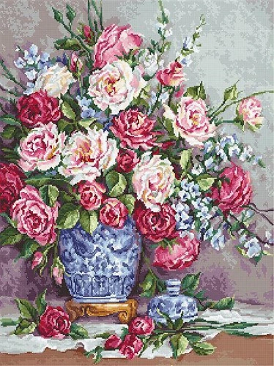 Her Majesty Roses Cross Stitch Kit