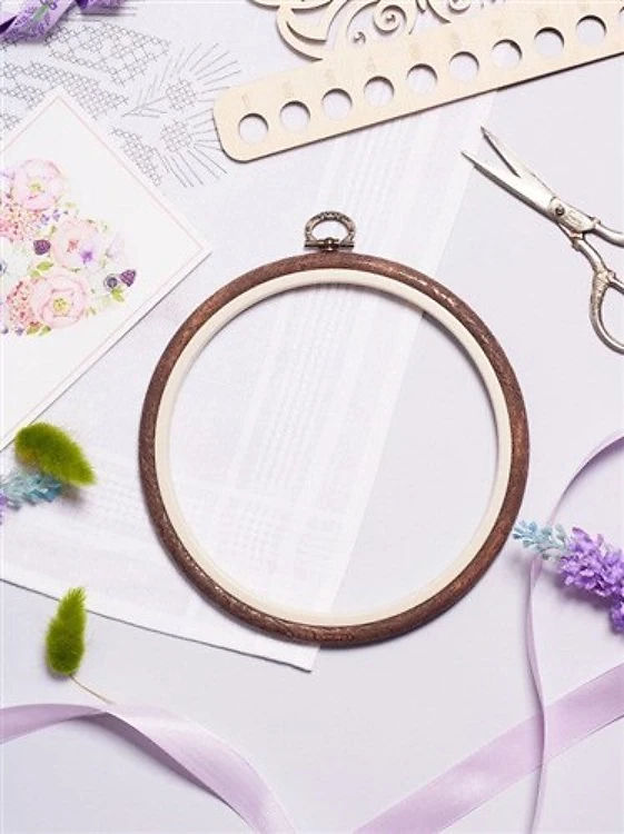 Round Flexi Hoop Nurge - Woodgrain