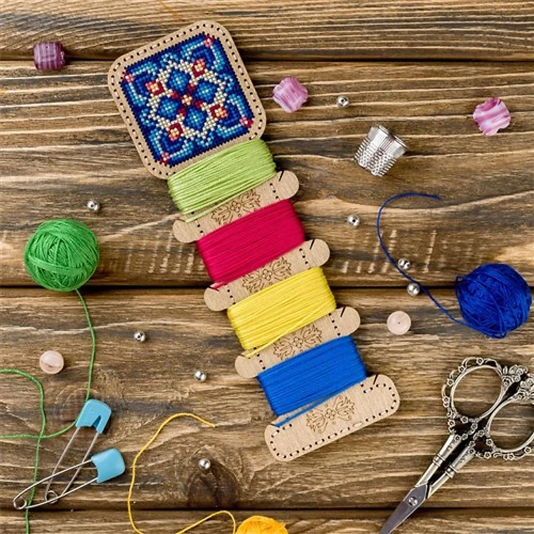 Blanks for embroidery with thread on wood