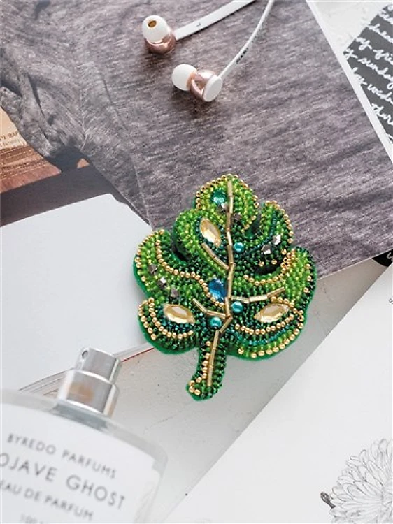 Monstera Leaf Bead Embroidery