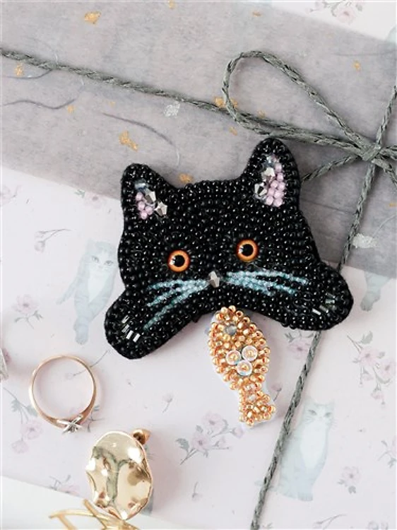 Bead Embroidery Kit Good Catch