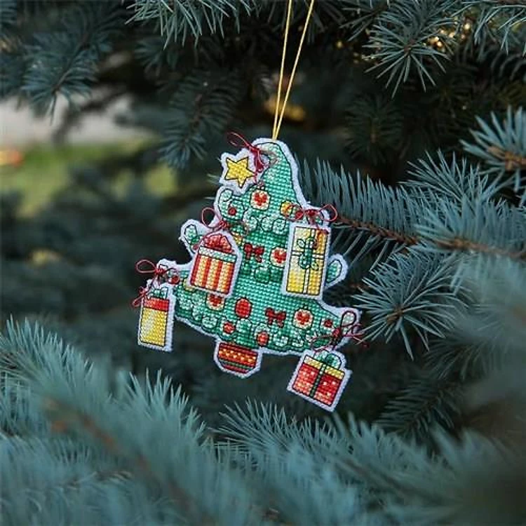Christmas tree toy. Plastic Canvas Cross-stitch kit T-05C