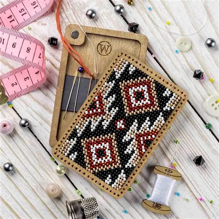 Kit for creating a pin cushion FLZB(N)-091