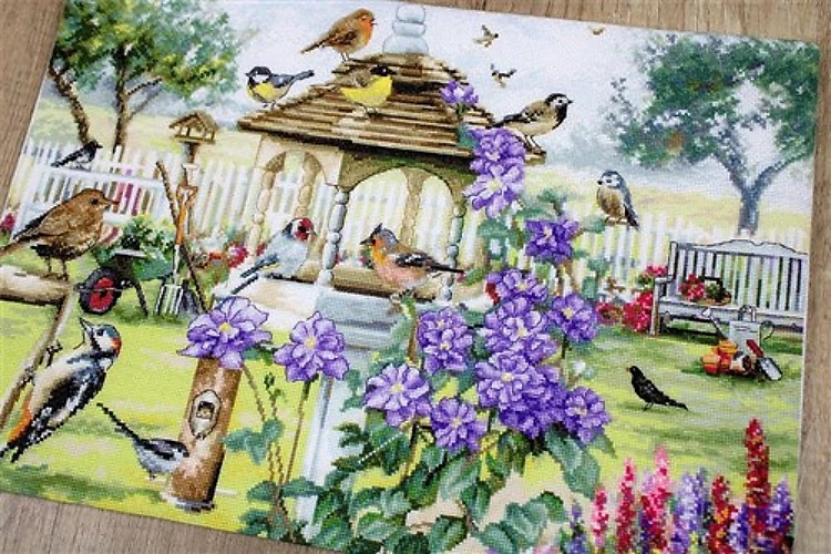 Counted Cross Stitch Kit Bird table Leti944