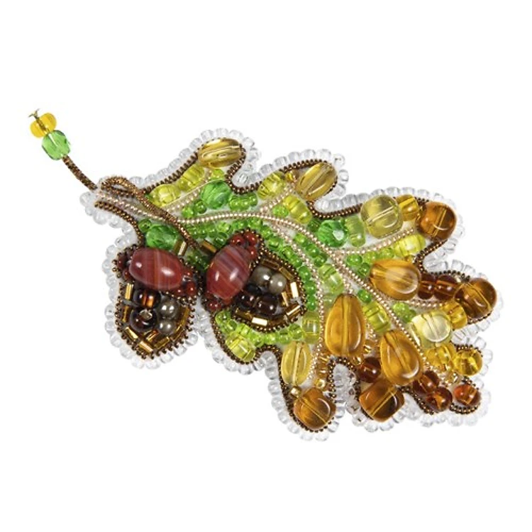 Beadwork kit for creating brooch Crystal Art Oak Leaf BP-334C