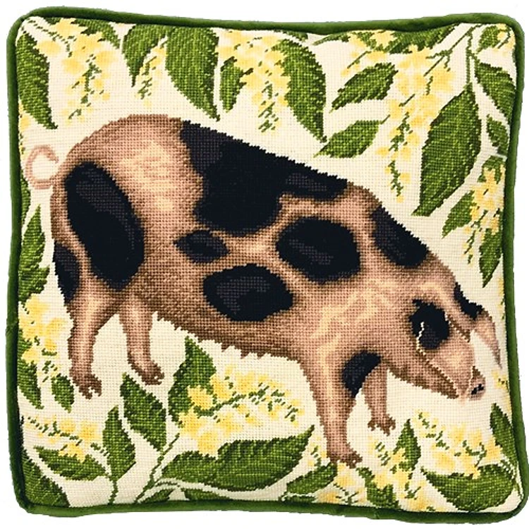 Old Spot TAP9 Tapestry