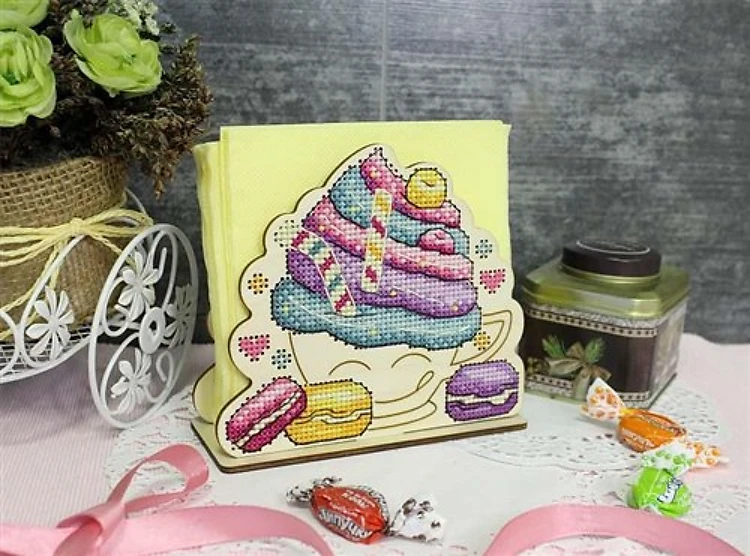 Napkin Holder Cake O-023 Counted Cross Stitch Kit on Plywood