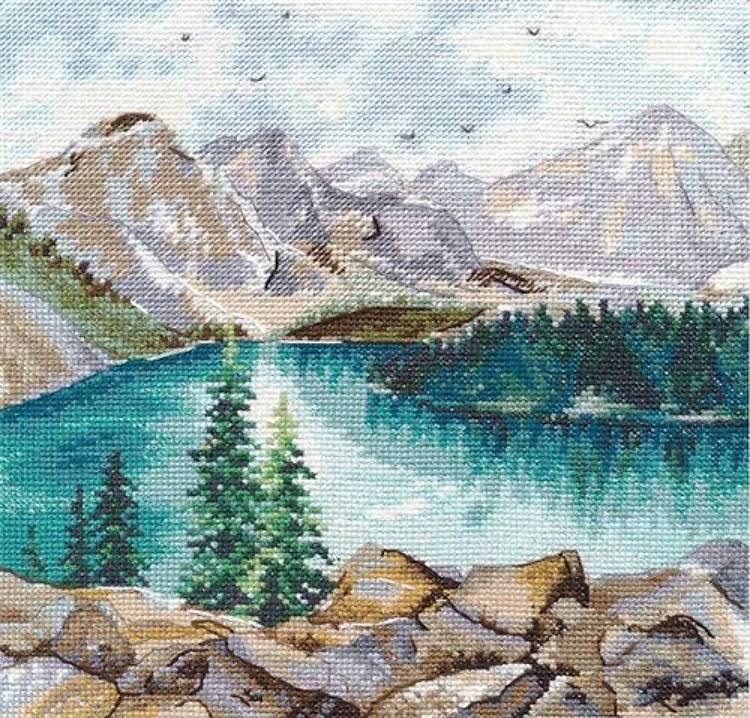 Morain Lake 1256 Counted Cross Stitch Kit