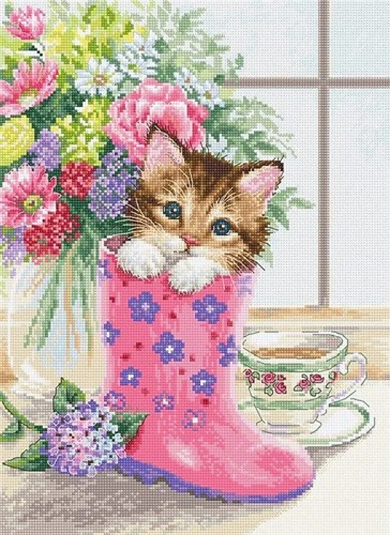 Pretty kitten B2390L Counted Cross-Stitch Kit