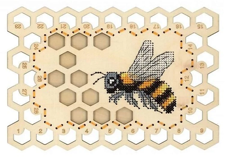 Bee plywood organiser O-025