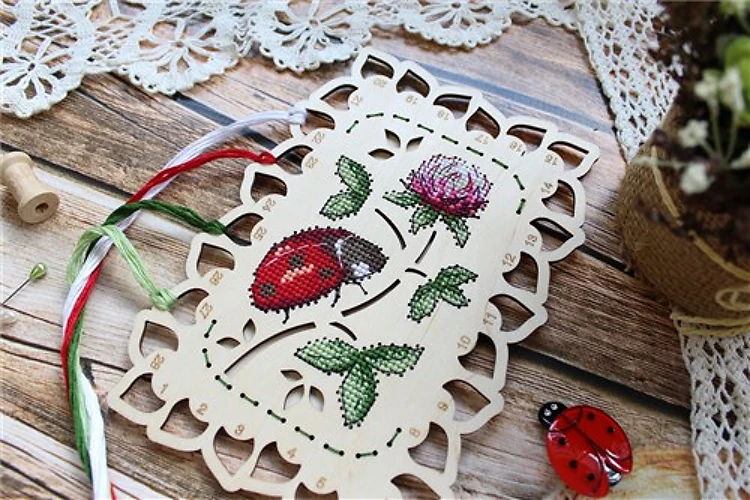 Organizer Ladybug O-040 Counted Cross Stitch Kit on Plywood