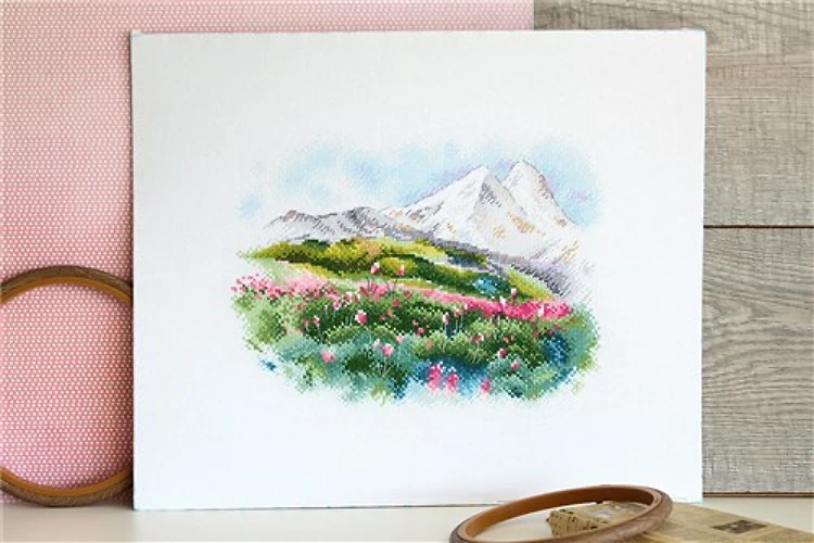 Elbrus Summer A-044 Cross stitch kit