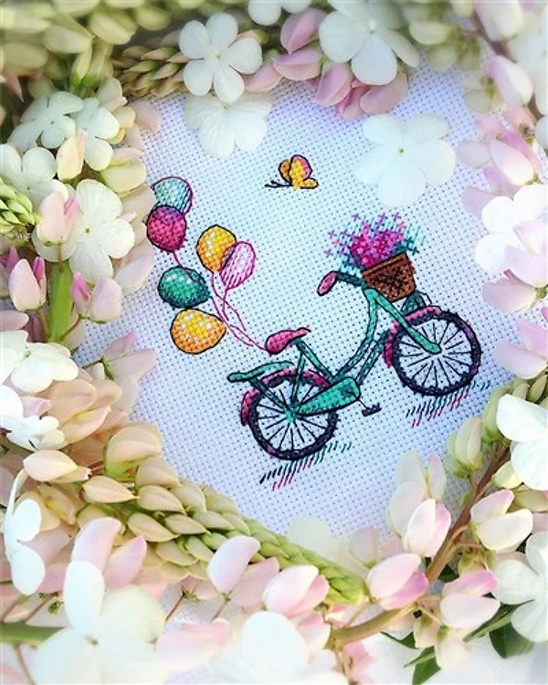 Bike Ride SM-355 Counted Cross-Stitch Kit