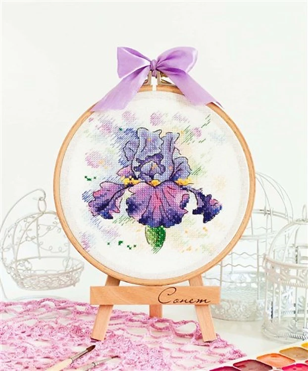 Lush Iris SM-383 Counted Cross Stitch Kit