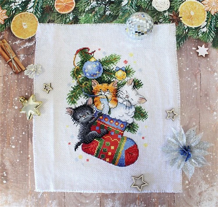 New Year Present SM-563 Counted Cross Stitch Kit