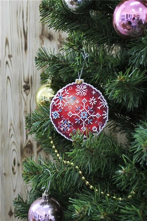 Christmas Tree Decoration - Winter Ruby SR-167 Plastic Canvas Counted Cross Stitch Kit