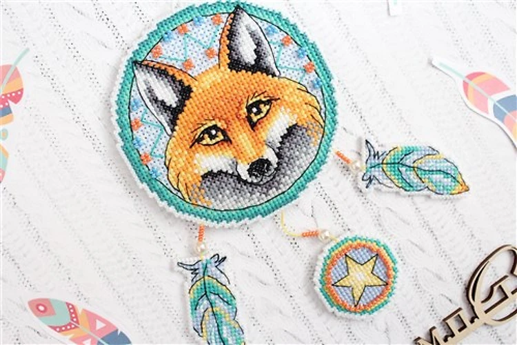 Dream Catcher - Fox SR-302 Plastic Canvas Counted Cross Stitch Kit