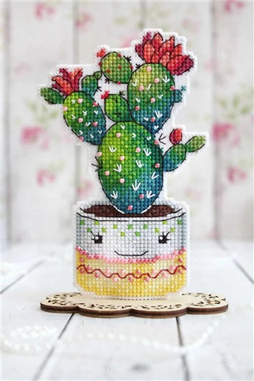 Prickly Friend SR-417 Plastic Canvas Counted Cross Stitch Kit